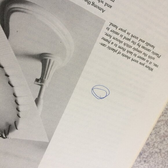 Plastic Canvas Craft Stitchery Books Bundle of 2 - Picture 5 of 13